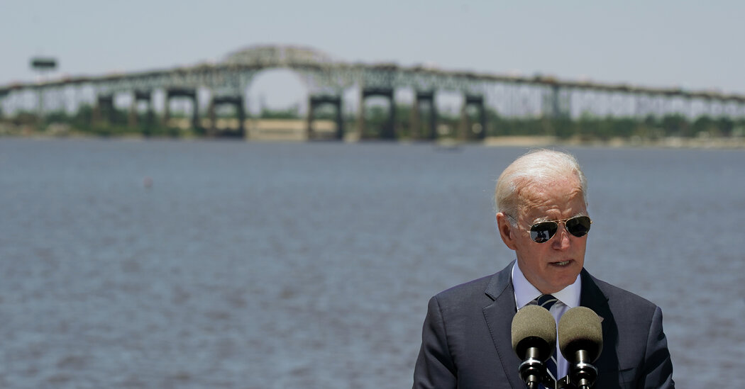 Biden promete 'reconstruir mejor'.  Algunos expertos en clima ven problemas.