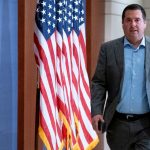 Departamento de Justicia de Trump.  intentó utilizar al gran jurado para identificar al crítico de Nunes en Twitter