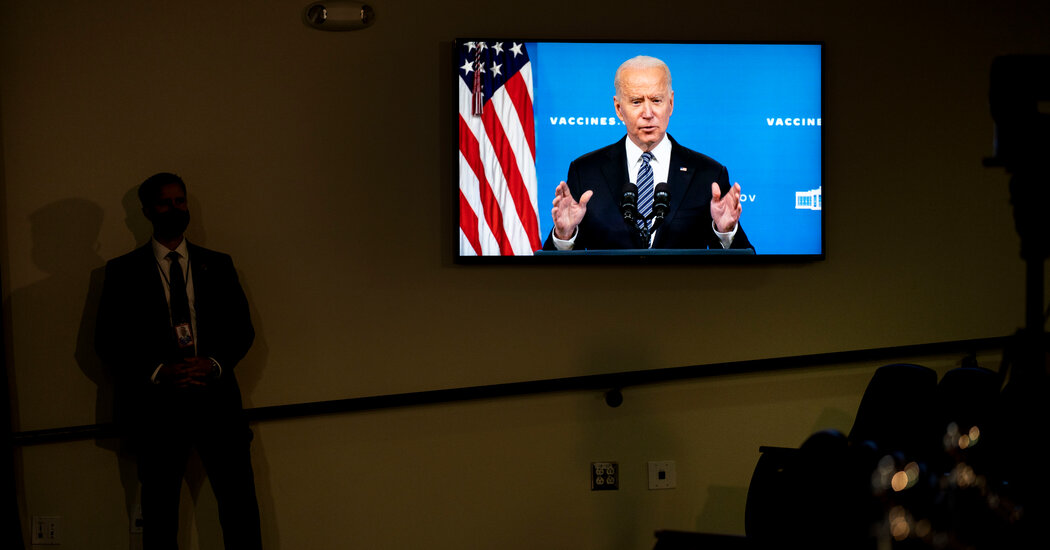 En medio de la agitación económica, Biden sigue centrado en el largo plazo