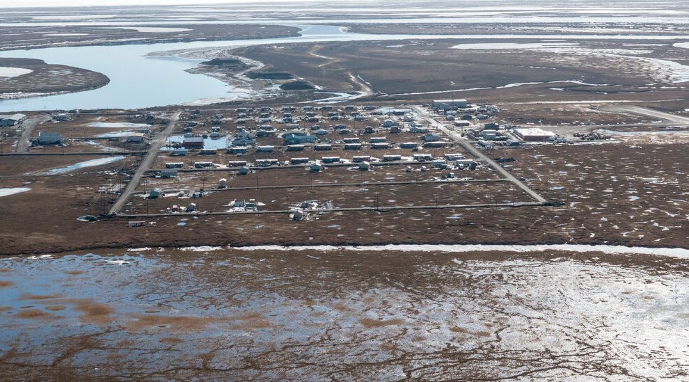 La administración de Biden defiende un importante proyecto de perforación petrolera en Alaska