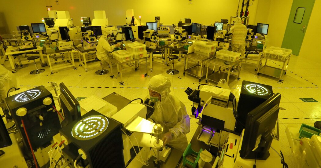 Senado pesa 120.000 millones de dólares para invertir en ciencia para luchar contra China