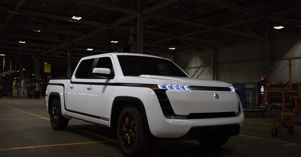 En un giro, Lordstown Motors dice que tiene suficiente dinero y comenzará a fabricar camiones.