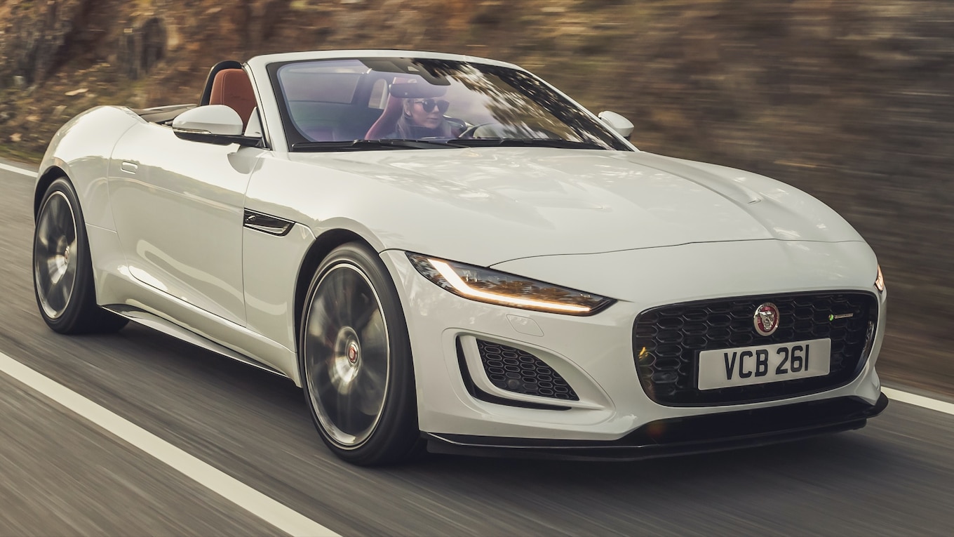 Jaguar F-Type hace todo lo posible con V-8 Power para 2022