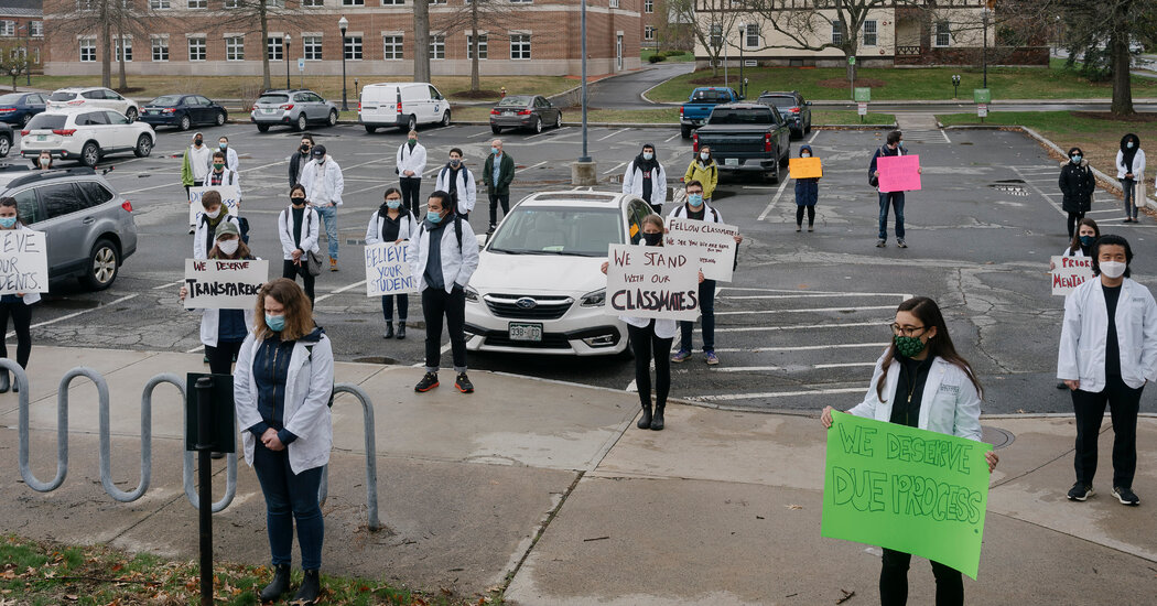 La Escuela de Medicina de Dartmouth elimina los casos de trampas en línea contra estudiantes