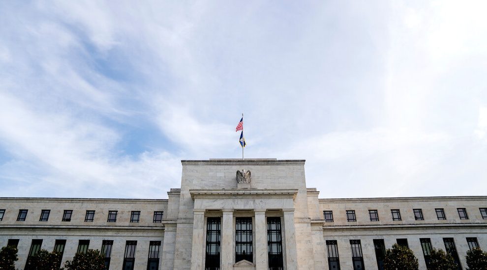 La Fed se reúne cuando los datos económicos ofrecen sorpresas y señales mixtas