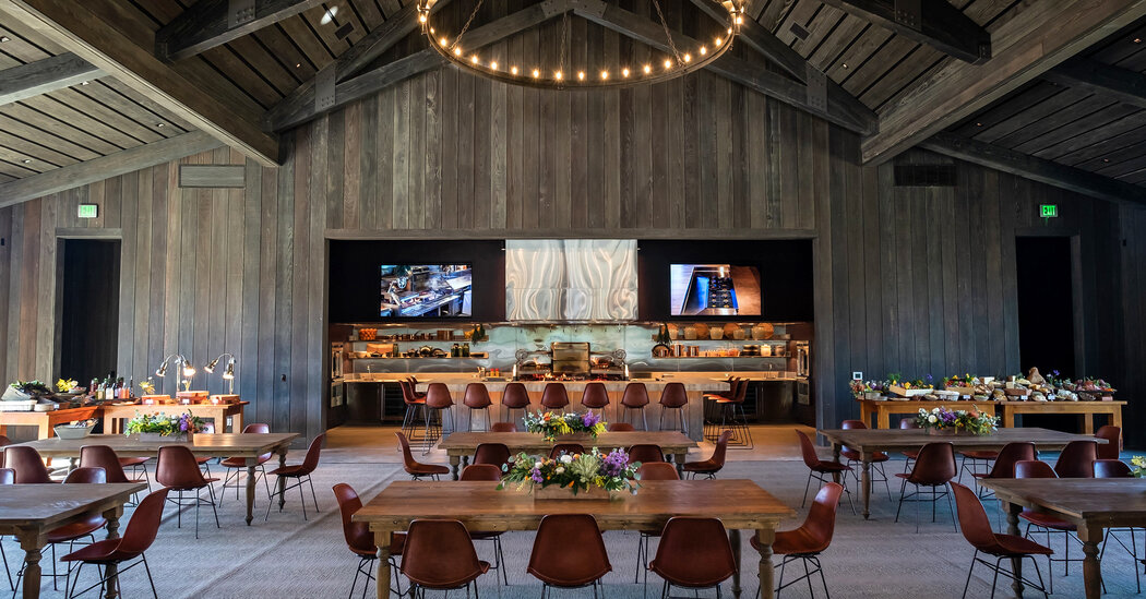 Suspendidos por la pandemia, los altos chefs se trasladan a los hoteles