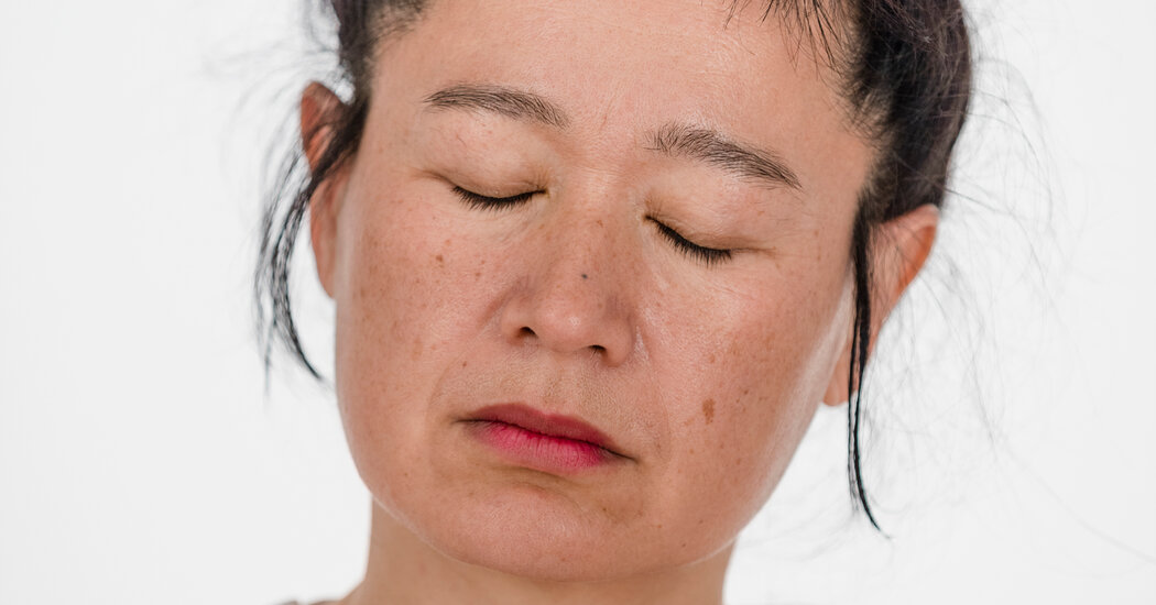 Un chat en pantalla con Hito Steyerl, el escéptico de la pantalla grande