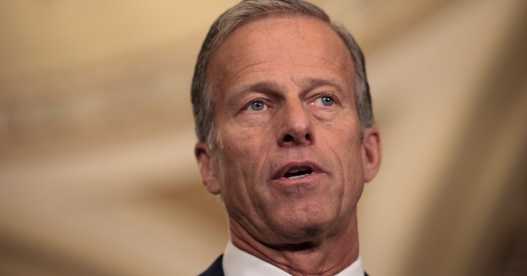 Thune, denunciante de Facebook sobre la clasificación basada en el compromiso