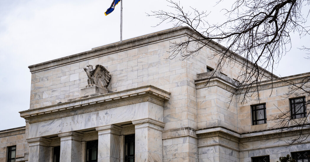 Las minutas de la Fed mostraron que los formuladores de políticas aún tienen la intención de aliviar la inflación