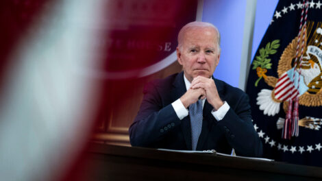 Biden se enfrenta a su primera elección importante en el límite de la deuda