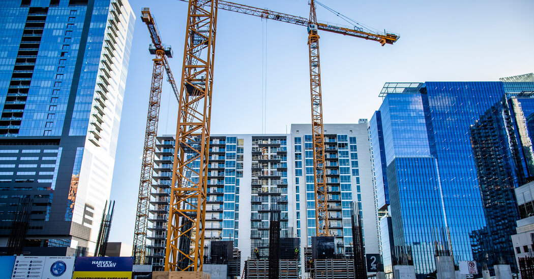 Los expertos en estabilidad financiera de la Fed observan con cautela los bienes raíces comerciales