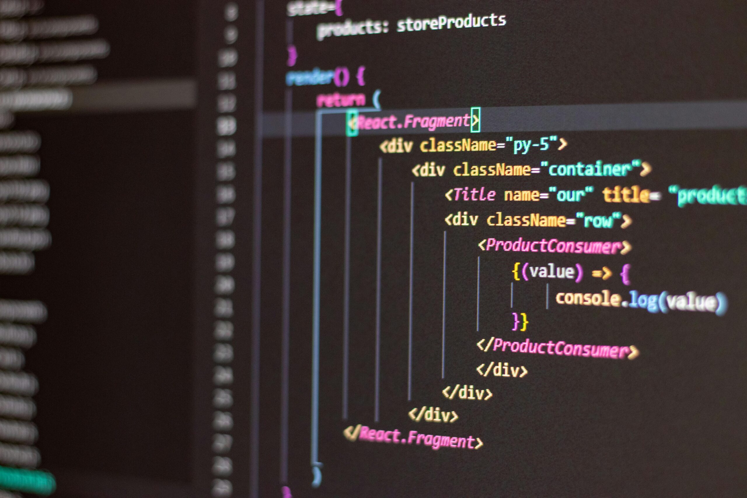 Pantalla con código Python y entorno de desarrollo visual
